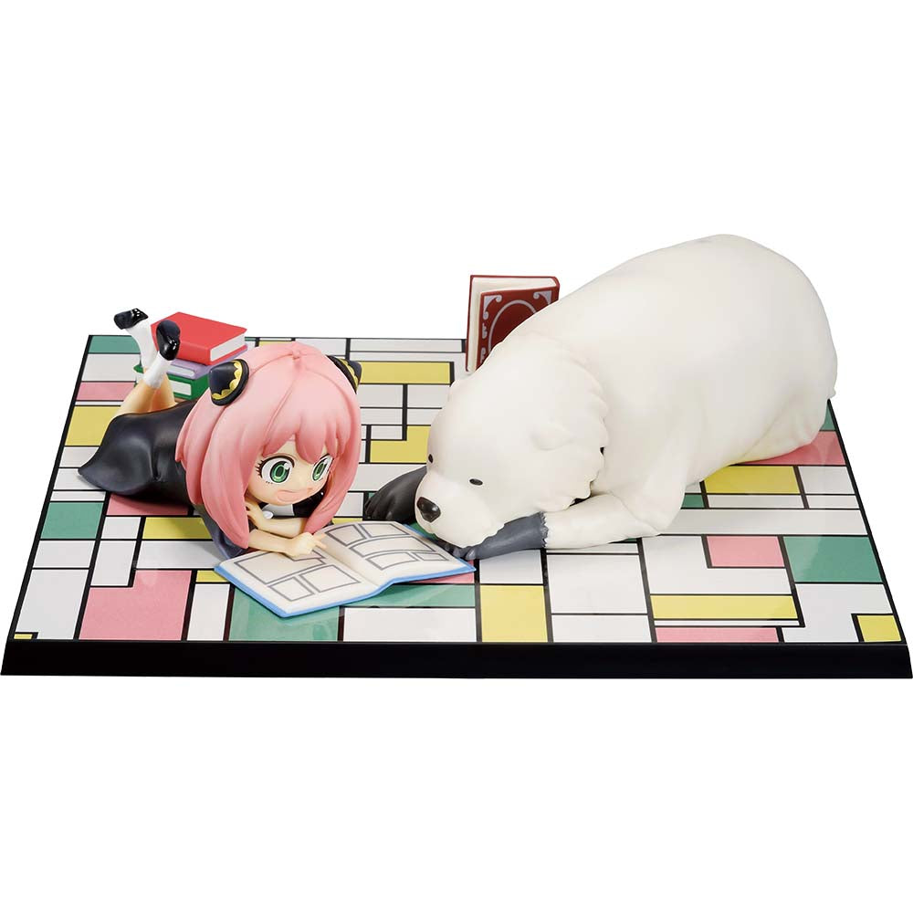 中古品-一番くじ SPY×FAMILY ーYou made my dayー B賞 カードホルダー付きフィギュア